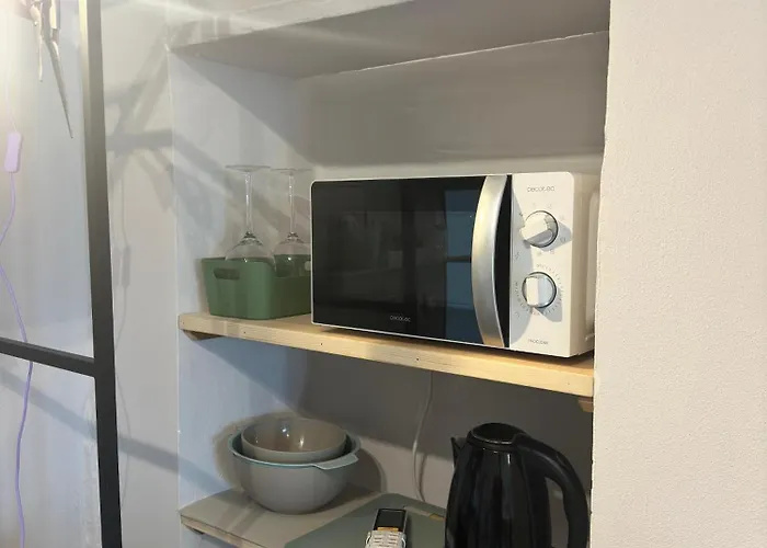 Al 12 Апартаменты *